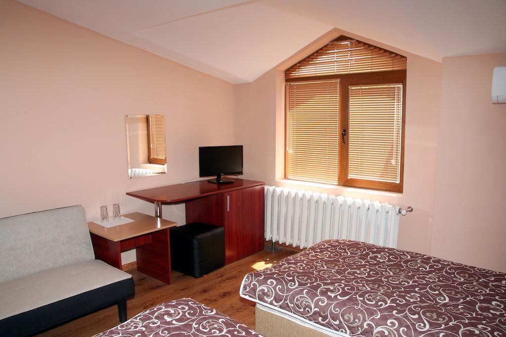 Interrum Hotel Razgrad Chambre photo